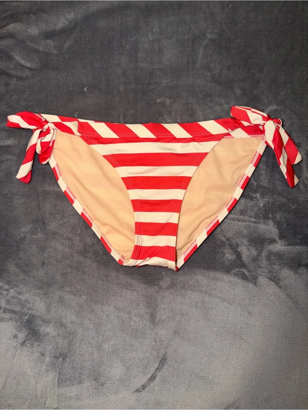 ❤️ Old Navy Striped Tie-Side Bikini Bottoms